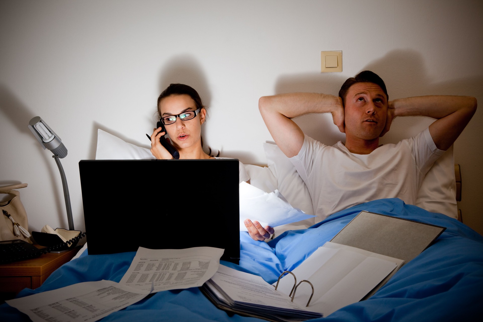 this couple is fighting because she's working too much